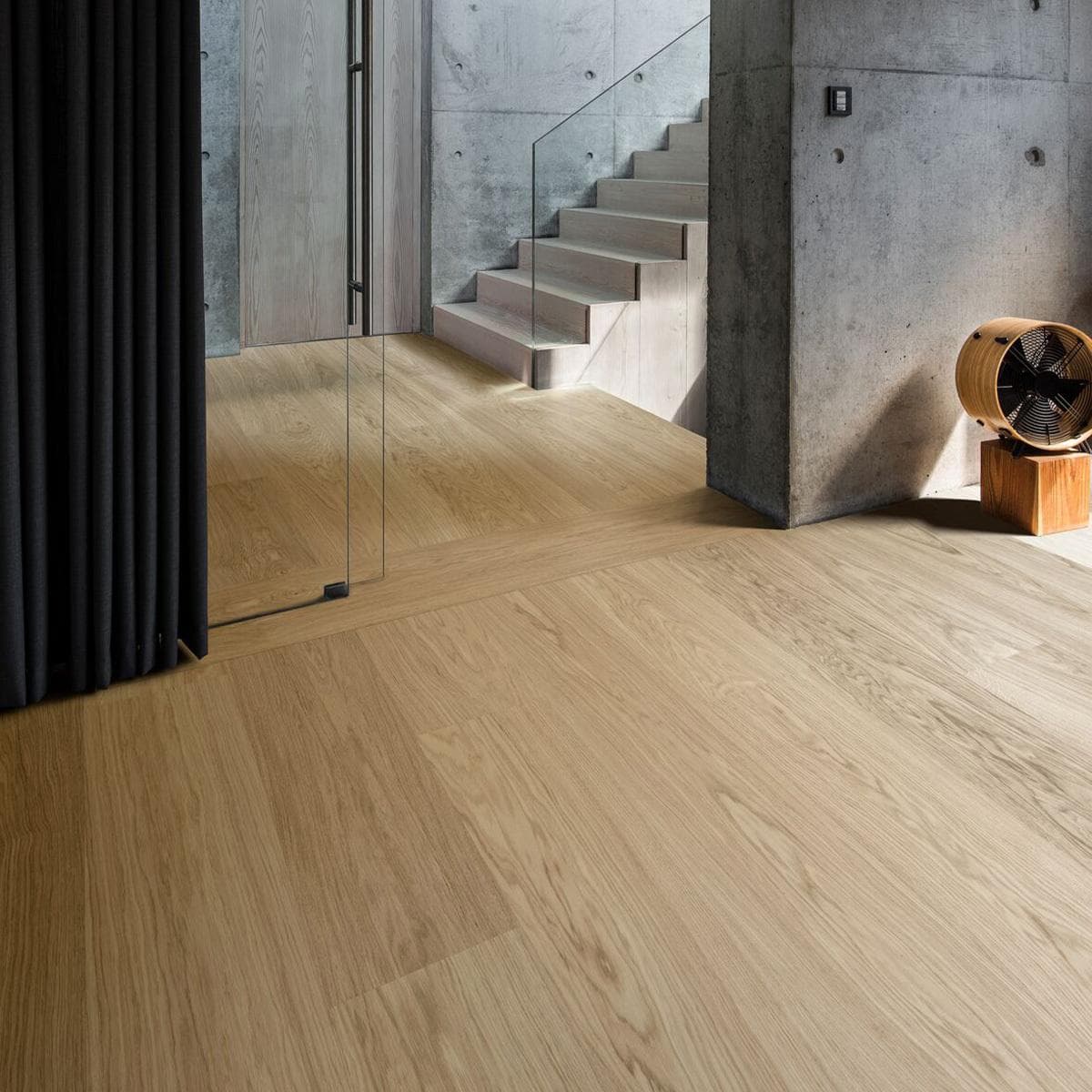 Hardened Oak LYA 3.0 XXL - concrete and stairs.jpg